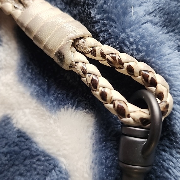 NWOT Bottega Veneta Python Snake Skin White Leather Lanyard Keychain Strap - Picture 3 of 8